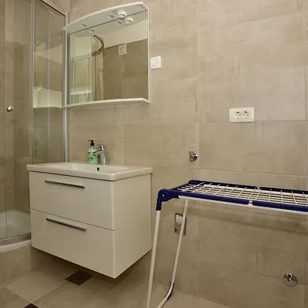 Apartment Mladen Zivogosce